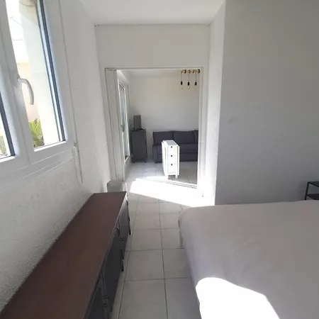 Avec Terrasse En Front De Apartman *