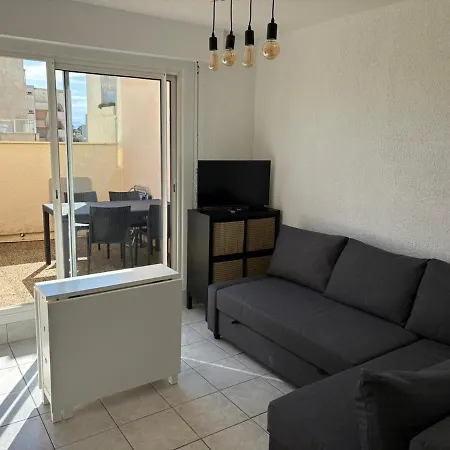Avec Terrasse En Front De * Le Barcarès